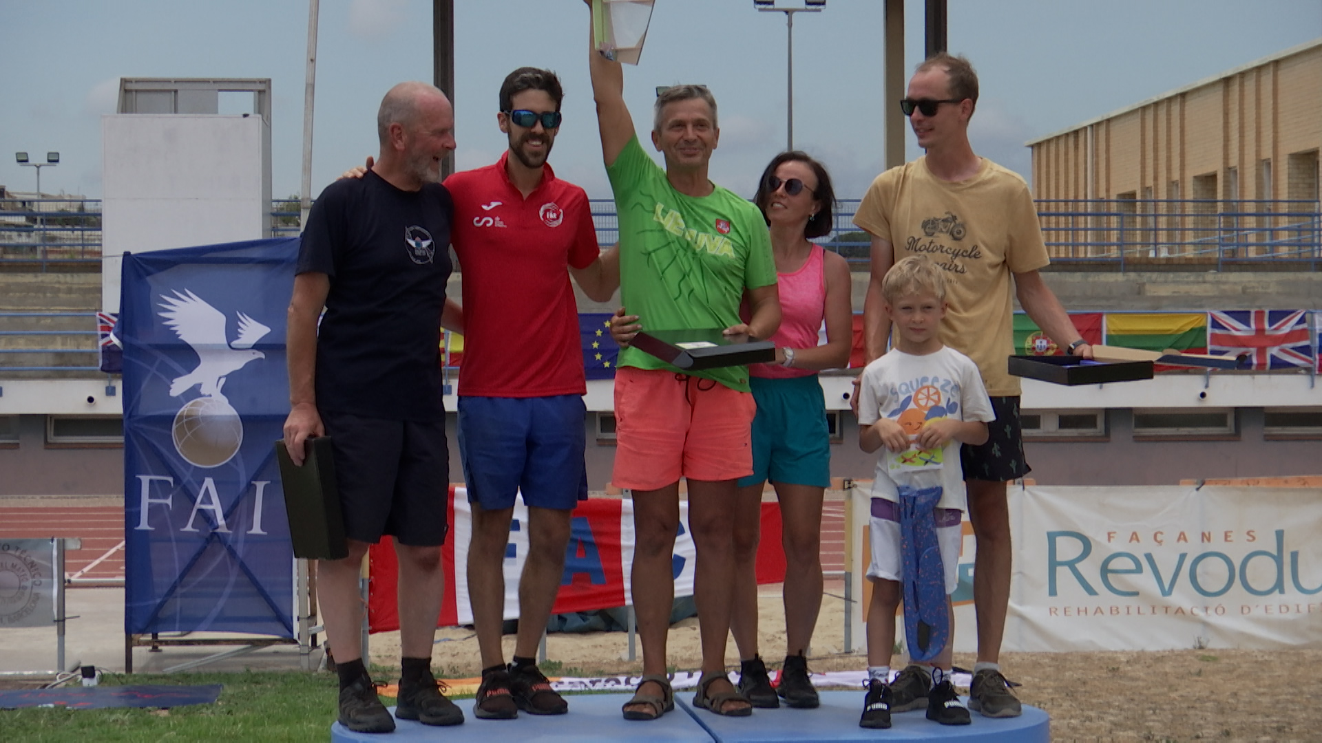 Audrius Rastenis, campió del món d’aeromodelisme a L’Hospitalet - L ...