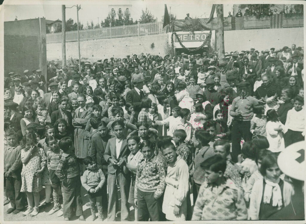 Inauguració de l'antiga estació Bordeta-Cotxeres (avui, Santa Eulàlia), 1932. AMHL 101 AF 0004028 /a.Merletti, Alessandro