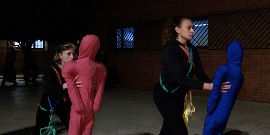 L'Hospitalet acoge ‘Fronteres’, una muestra de teatro callejero sobre migraciones